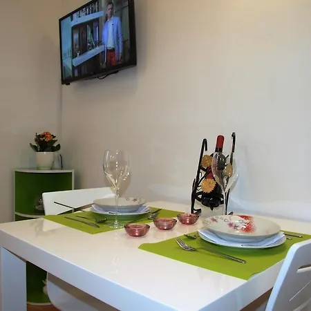Ivana Apartment *